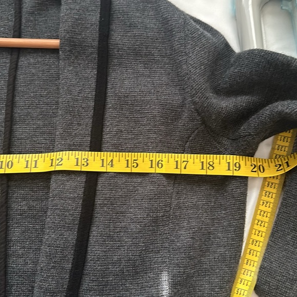 Loft Merino Blend Blazer, Size M - Picture 5 of 9